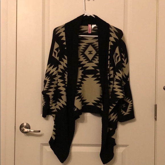 Aztec Cardigan - Picture 2 of 2